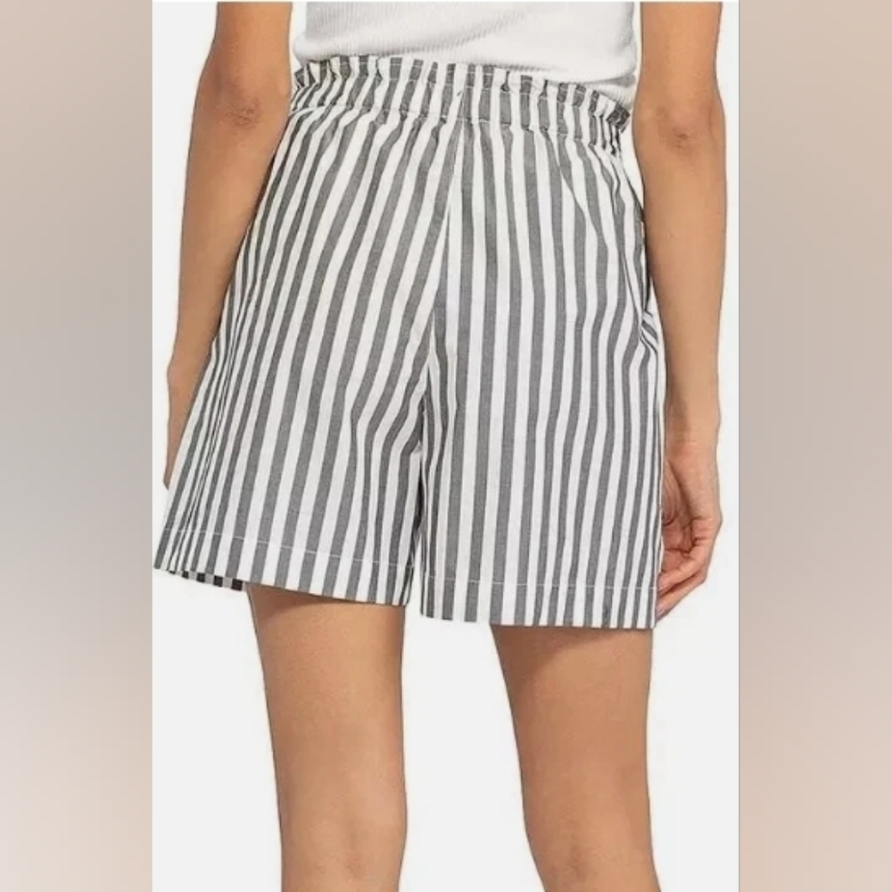 Sanctuary Striped Gray Women's Shorts - Picture 2 of 9